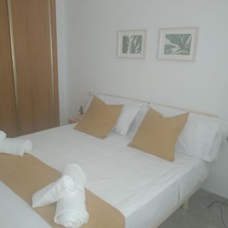 Love Rent4 Malaga Spiteri Exterior photo